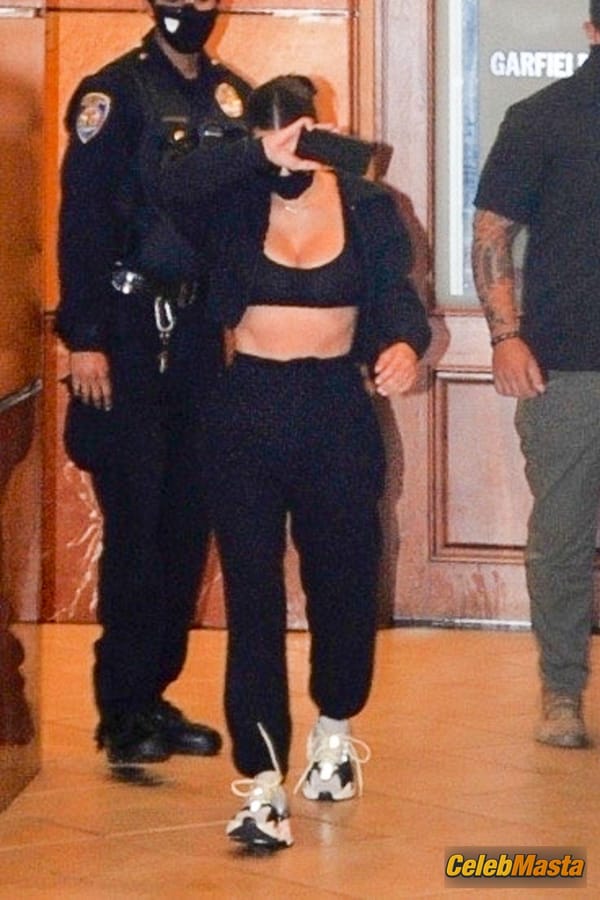 Kim Kardashian leaving a dermatologist appointment in Beverly Hills photo 14
