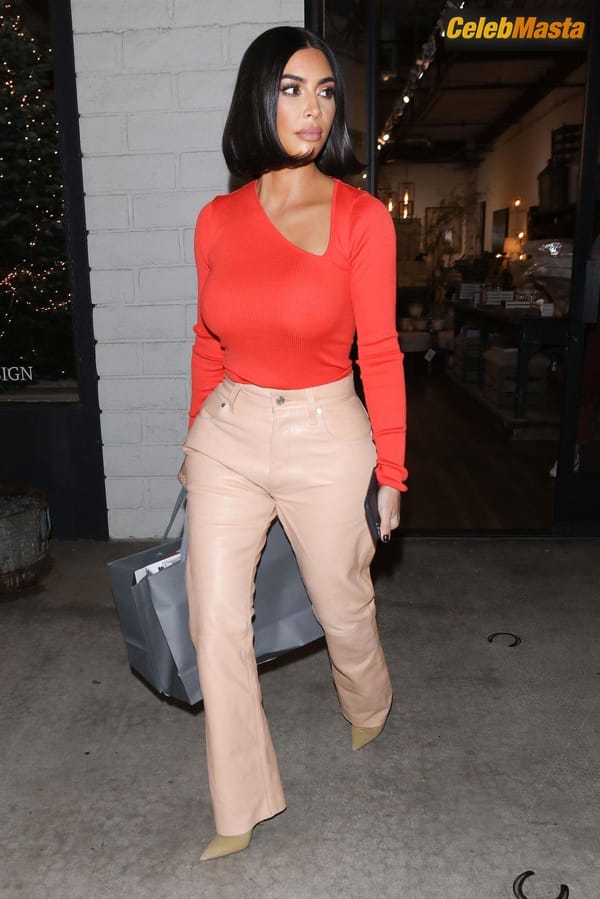 Kim Kardashian shopping at ‘A Beautiful Mess’ in Agoura Hills after spending the day at Saint’s birthday photo 12