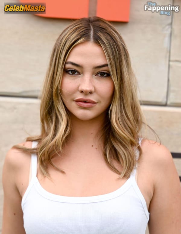 Madelyn Cline in Jeans and White Tank at Poguelandia: A Netflix Outer Banks Event, Los Angeles photo 31