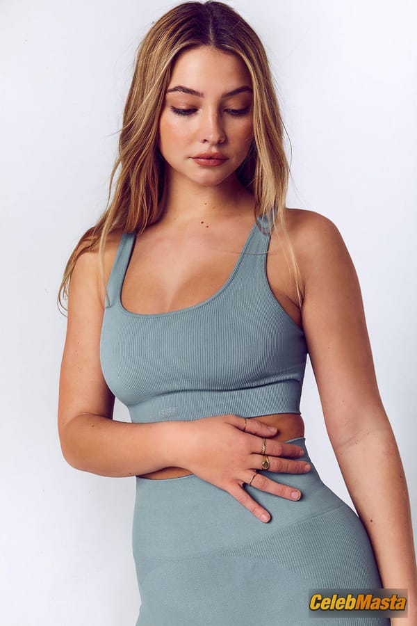 Madelyn Cline Poses In Various Clothes For A Photoshoot photo 34