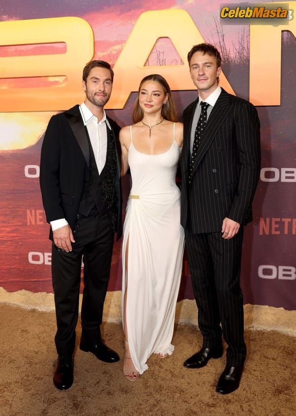 Madelyn Cline at the Outer Banks Premiere, Los Angeles photo 7
