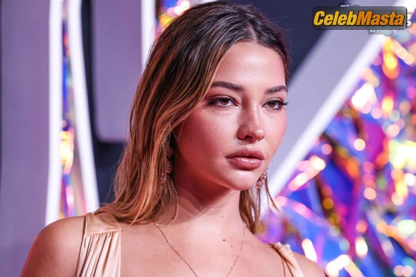 Madelyn Cline Rocks The Red Carpet With Look At 2023 Mtv Video Music Awards photo 40