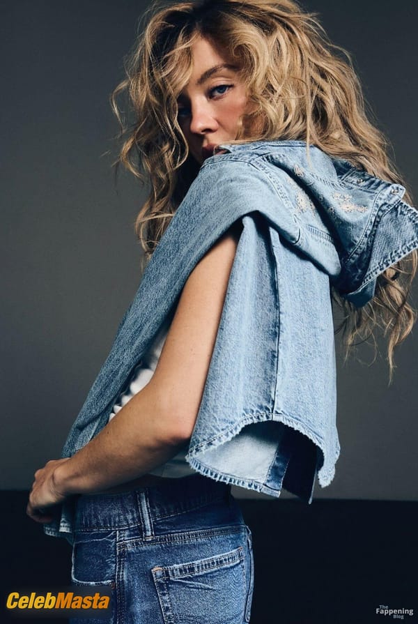 Sydney Sweeney Captivating Photoshoot For American Eagle photo 9