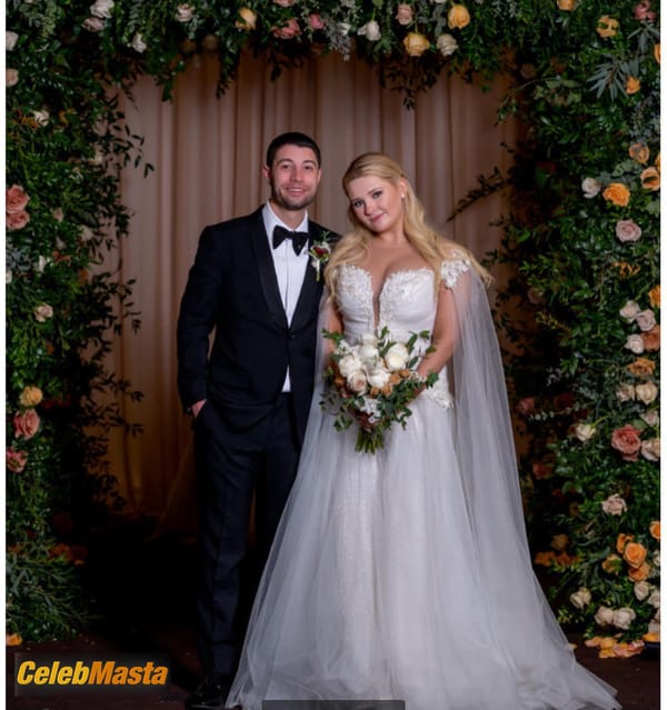 Abigail Breslin At Her Wedding photo 5