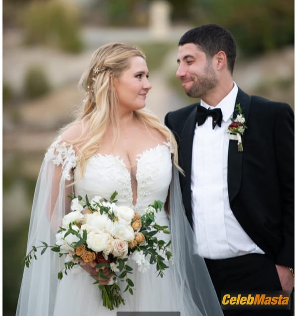 Abigail Breslin At Her Wedding photo 6