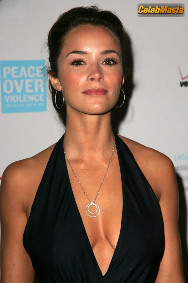 Abigail Spencer Photo Collection photo 9