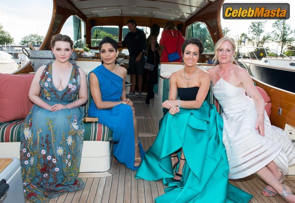 Abigail Breslin Cleavage at the 2016 Greenwich international Film Festival in Greenwich photo 6