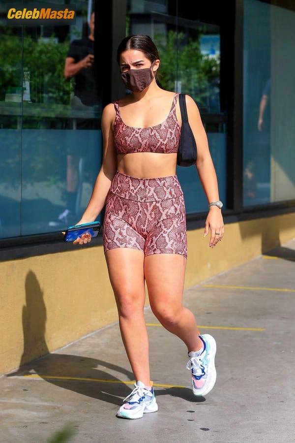 Addison Rae rocking Alo Yoga work out clothes in Los Angeles photo 18
