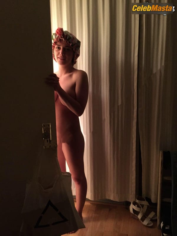 Addison Timlin’s Pic photo 1