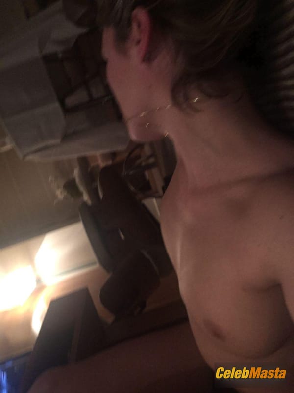 Addison Timlin Sex Photos photo 21