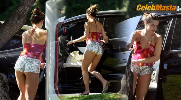 Addison Rae in Shorts photo 9