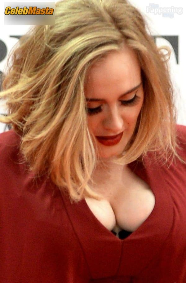 Adele Photo Collection (18 Photos) photo 18