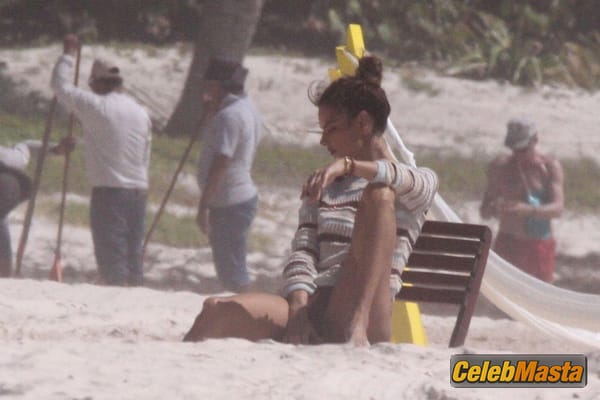 Alessandra Ambrosio Figure Photoshoot for Gal Floripa in Riviera Maya, Mexico photo 7
