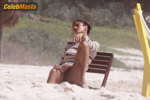 Alessandra Ambrosio Figure Photoshoot for Gal Floripa in Riviera Maya, Mexico photo 12