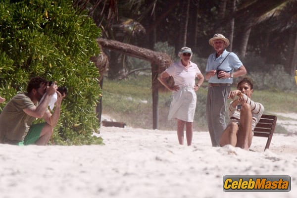Alessandra Ambrosio Figure Photoshoot for Gal Floripa in Riviera Maya, Mexico photo 28