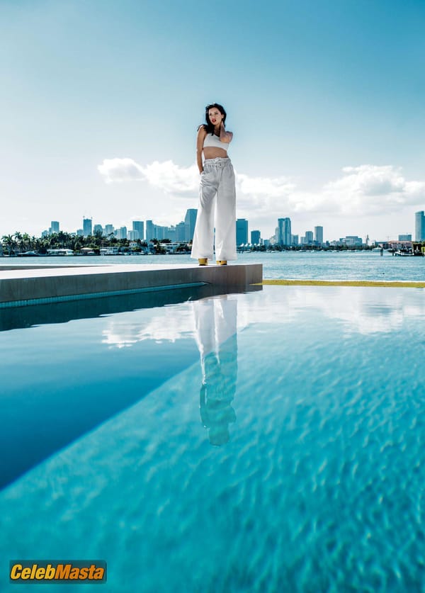 Adriana Lima for Ocean Drive photo 5
