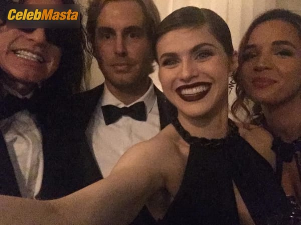 Alexandra Daddario at the InStyle & Warner Bros Golden Globes After Party in Los Angeles photo 2