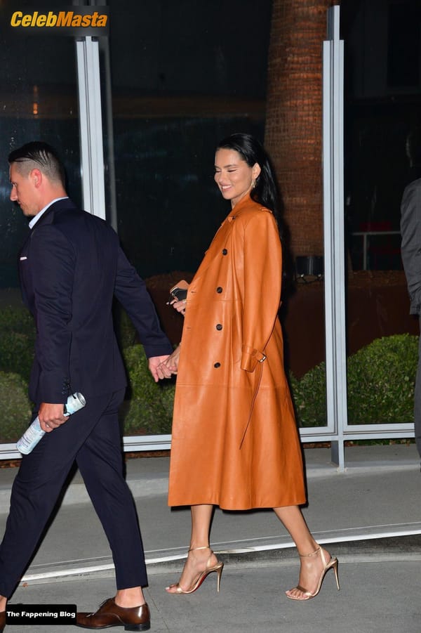 Adriana Lima Legs at the Vanity Fair Premiere Party, Los Angeles photo 15