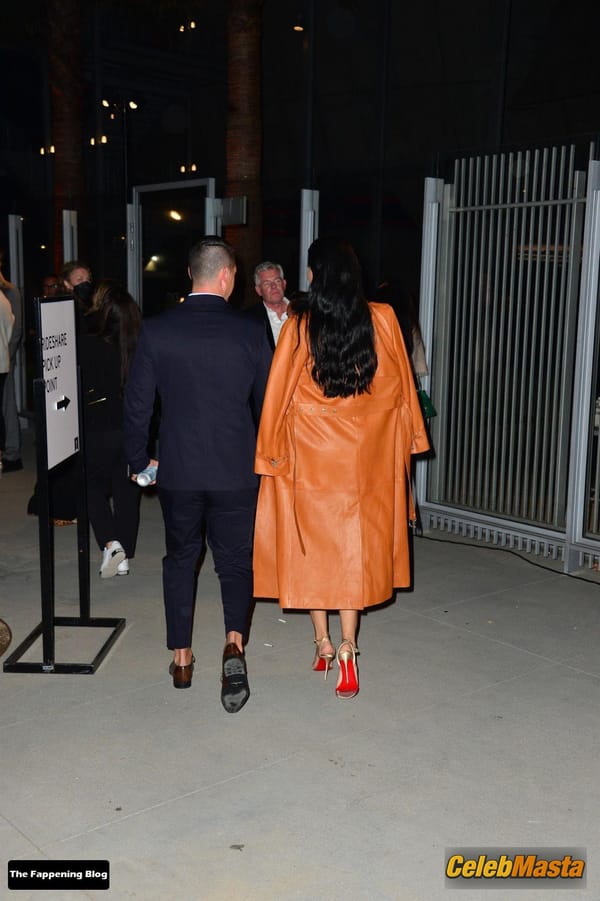 Adriana Lima Legs at the Vanity Fair Premiere Party, Los Angeles photo 37