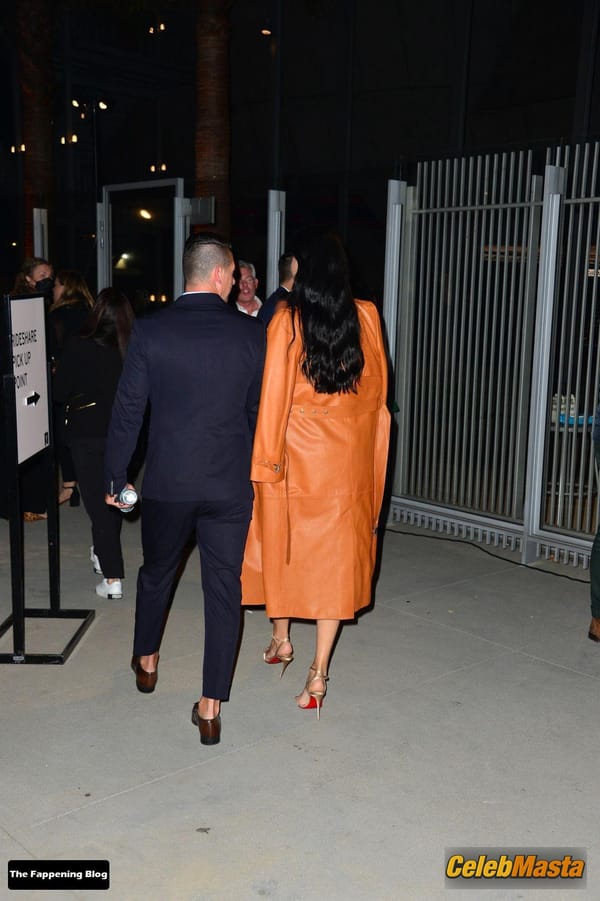 Adriana Lima Legs at the Vanity Fair Premiere Party, Los Angeles photo 43