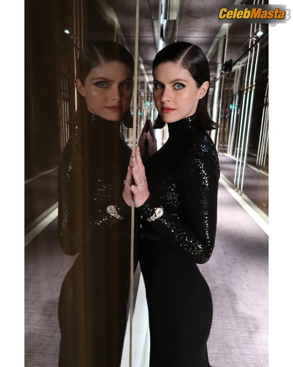 Alexandra Daddario Photo Collection photo 9