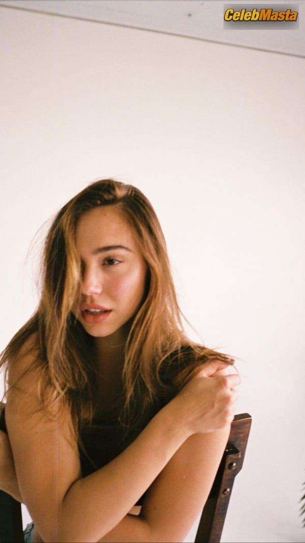 Alexis Ren full / photoshoot by Melissa Cartagena photo 14