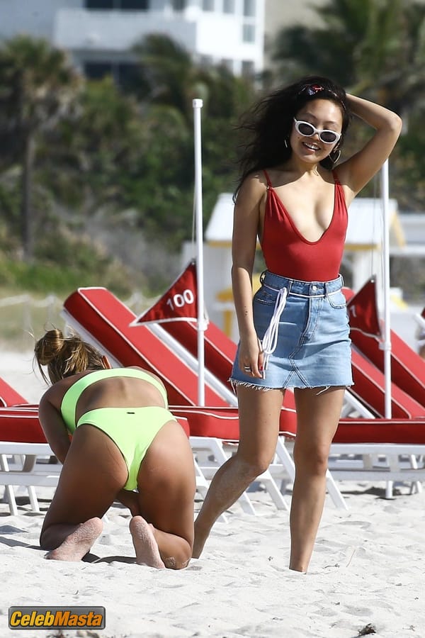 Alina Baikova in Miami Easter Sunday photo 7