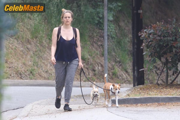 Alicia Silverstone goes for a walk around their neighborhood in Hollywood this afternoon photo 9