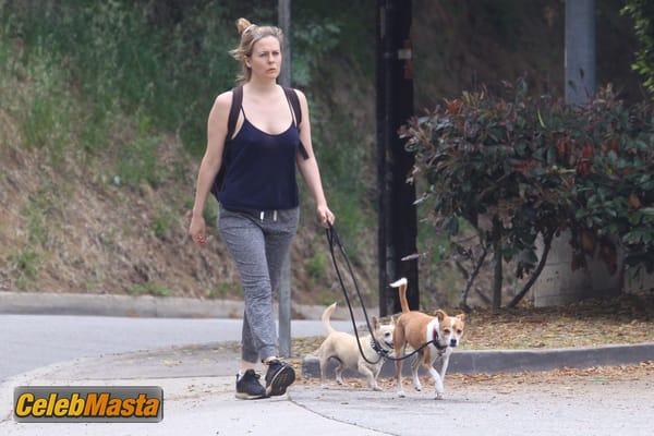 Alicia Silverstone goes for a walk around their neighborhood in Hollywood this afternoon photo 22