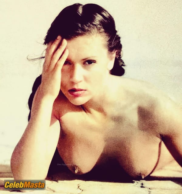 Alyssa Milano Poses Fully In An Old Photoshoot photo 29