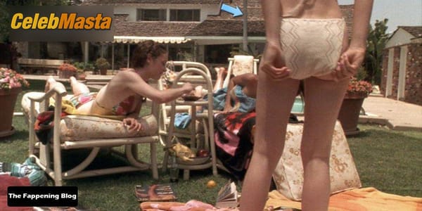 Alison Lohman Underwear Scene in White Oleander 2 1 photo 20