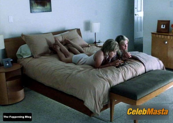Alison Lohman Underwear Scene in White Oleander 2 1 photo 56