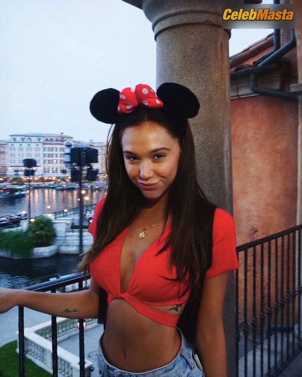 Alexis Ren August 18 PHotos photo 12