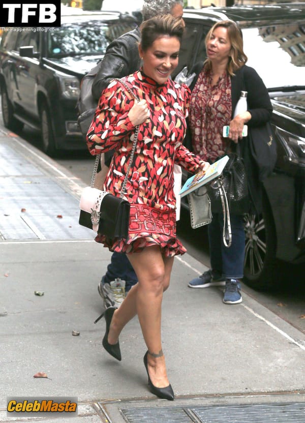 Alyssa Milano Photos Collection From Various Events photo 5