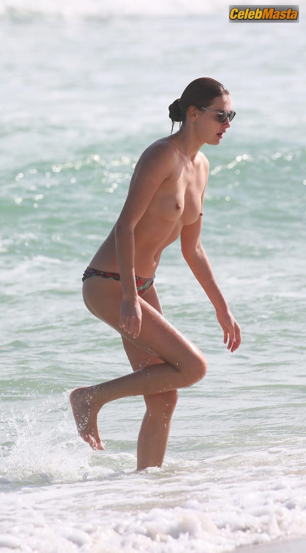 Alina Baikova Topless Takes A Swim in the Ocean photo 16