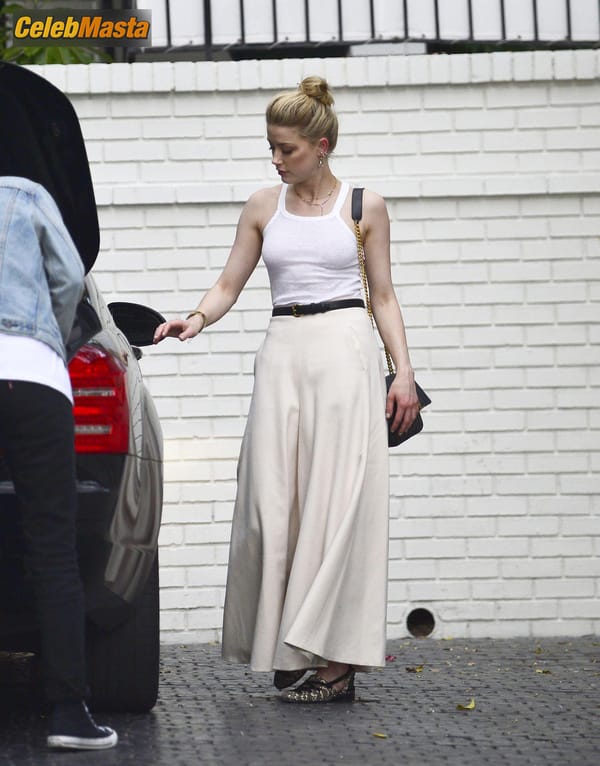 Amber Heard arrives at the Chateau Marmont Hotel in Los Angeles (01.04.2019) photo 2