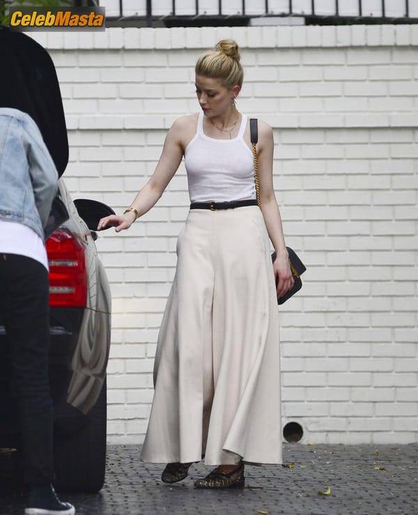Amber Heard arrives at the Chateau Marmont Hotel in Los Angeles (01.04.2019) photo 17