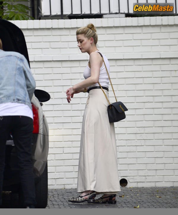 Amber Heard arrives at the Chateau Marmont Hotel in Los Angeles (01.04.2019) photo 22
