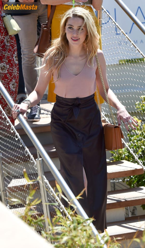 Amber Heard at the Martinez Beach Club, Cannes photo 7