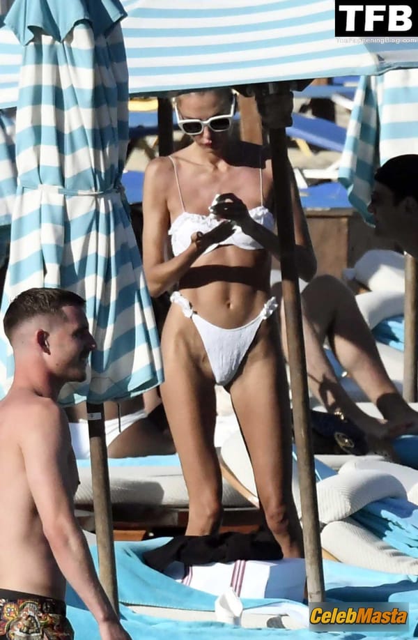 Alina Baikova Bikini at the Beach, Greece photo 9
