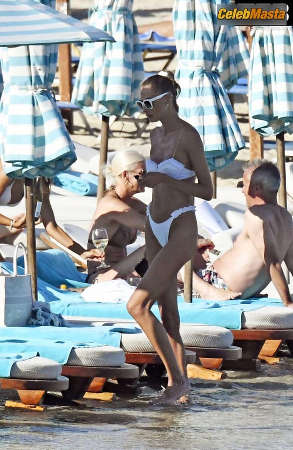 Alina Baikova Bikini at the Beach, Greece photo 20