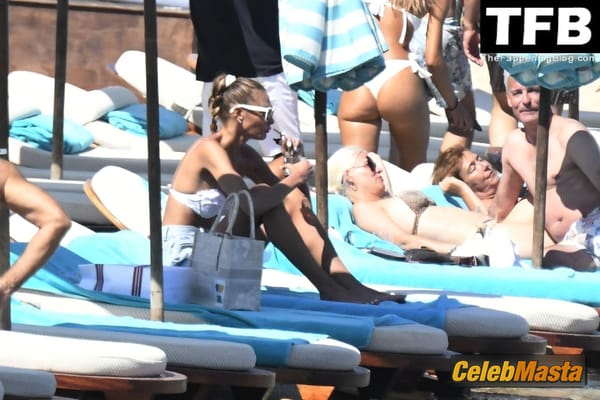 Alina Baikova Bikini at the Beach, Greece photo 35