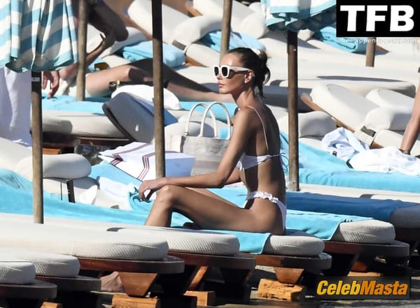 Alina Baikova Bikini at the Beach, Greece photo 40