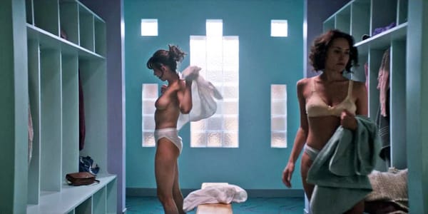 Alison Brie Scene Photos Gallery photo 18
