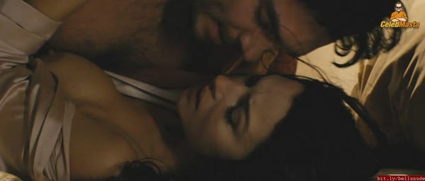 Hot Monica Bellucci Nipples and Side Boobs Photos photo 8