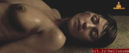 Hot Monica Bellucci Nipples and Side Boobs Photos photo 24