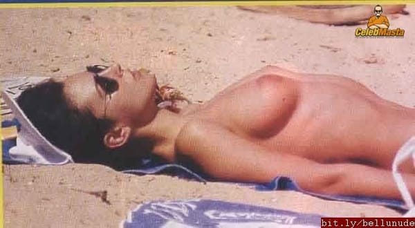 Hot Monica Bellucci Nipples and Side Boobs Photos photo 44