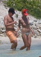 Topless Heidi Klum Vacation Photos photo 4