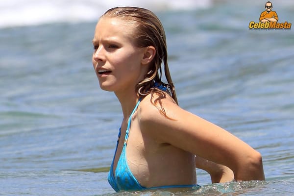 Kristen Bell Nipples and Bikini Body Photos photo 4