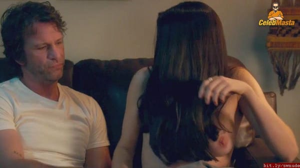 Shailene Woodley Titties & Nipples Pics photo 8
